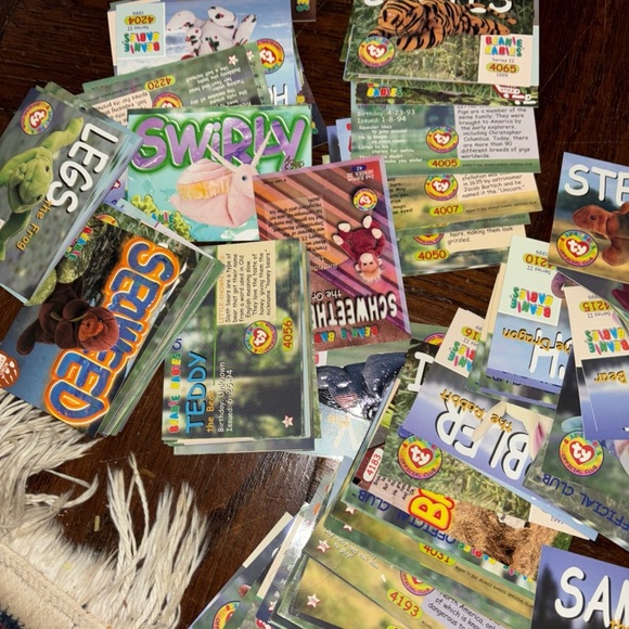 TY Beanie Babies Official Collector's binder from 1998 With 270+ Series 2 Cards - Picture 7 of 12